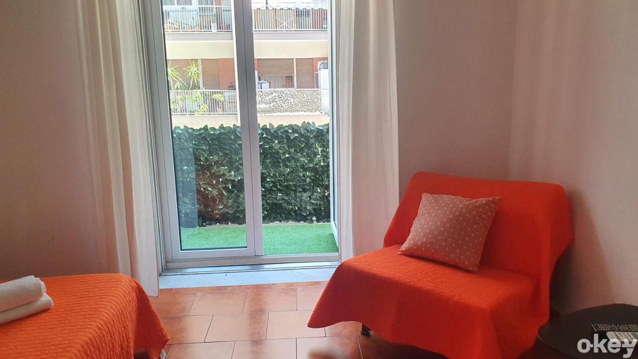 Primo Piano Guesthouse - Bari Policlinico Exteriör bild