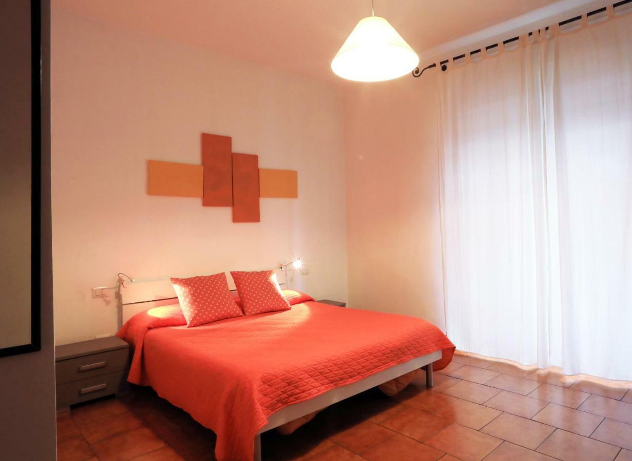 Primo Piano Guesthouse - Bari Policlinico Exteriör bild