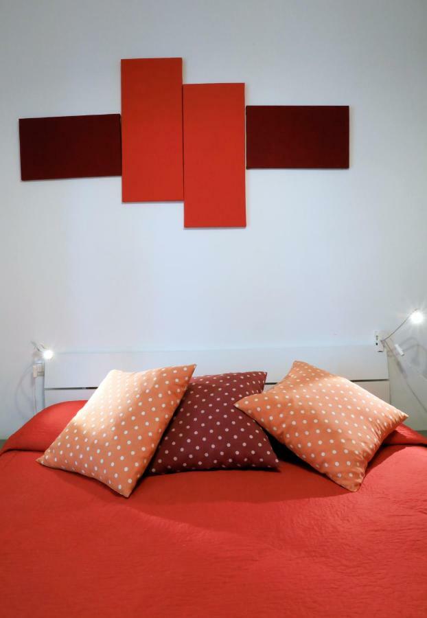 Primo Piano Guesthouse - Bari Policlinico Exteriör bild